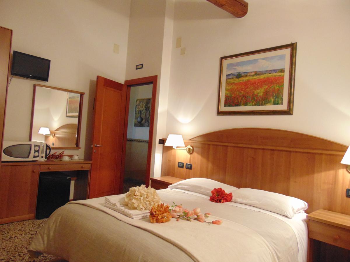 Casa Gaia Hotel Campalto Bagian luar foto